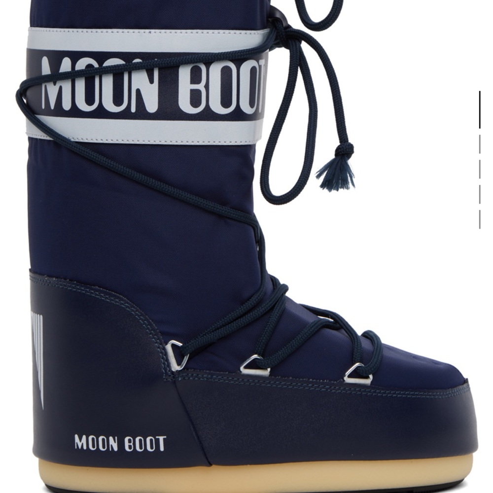 Moon boots NWT